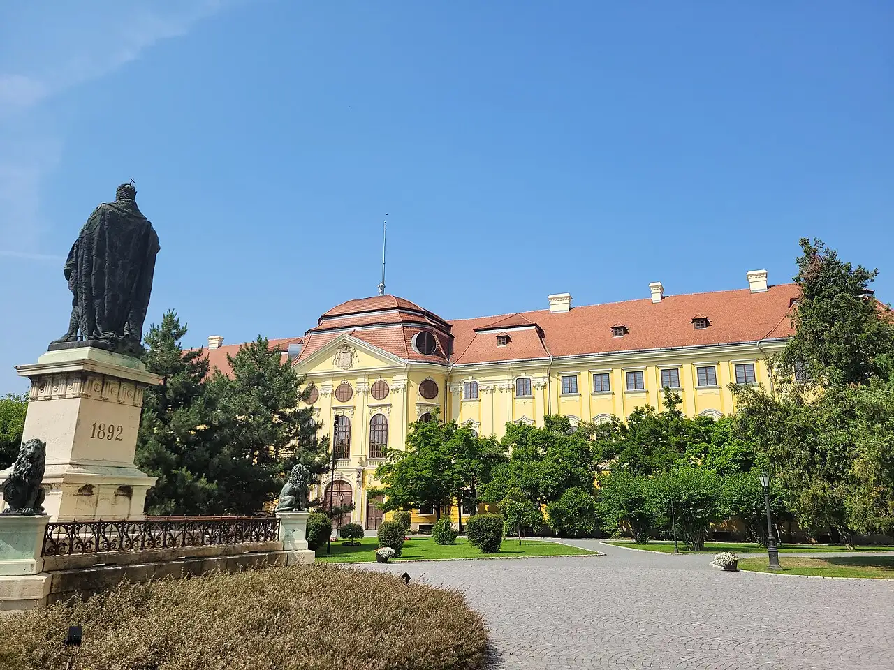 The long Baroque Palace of Oradea, the former Roman Catholic bishops residence, now the Museum of Cris Land