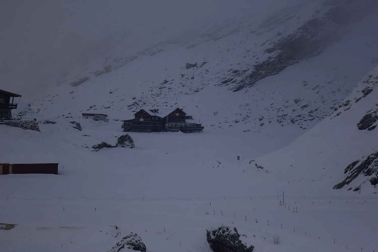 Balea in deep winter, when only the cable car reaches the frozen lake